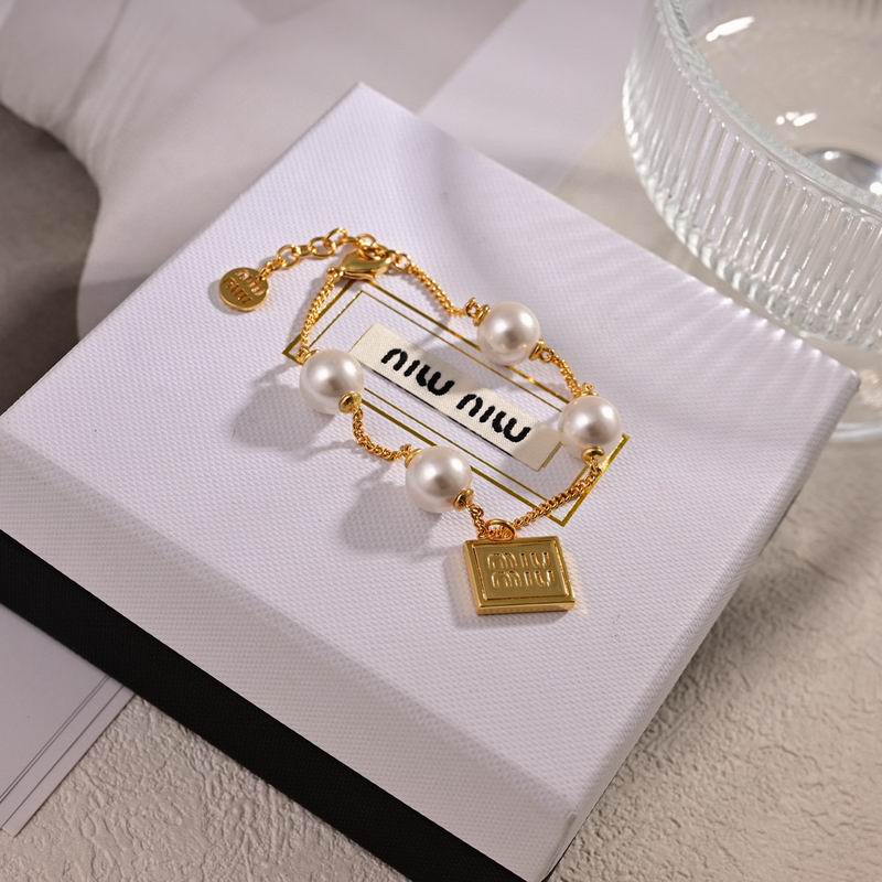 MiuMiu Bracelet 08yxq03